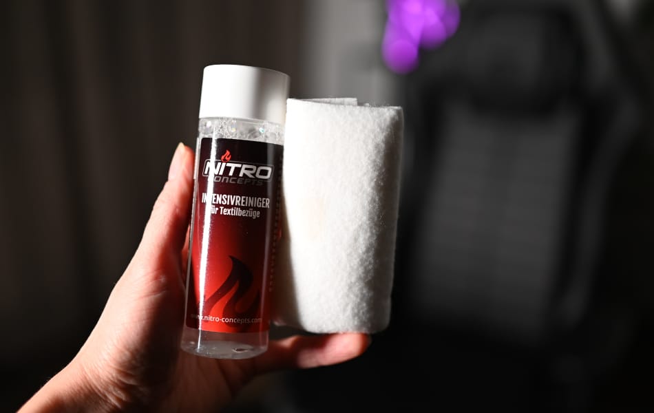 Reinigungsmittel vom Hersteller